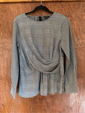Halogen Gray Plaid Twist Front Long Sleeve Blouse Women’s Business Casual Top